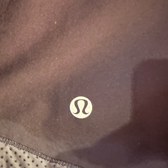 Lululemon - Women’s Black Windbreaker - Size 6 - Picture 6 of 6